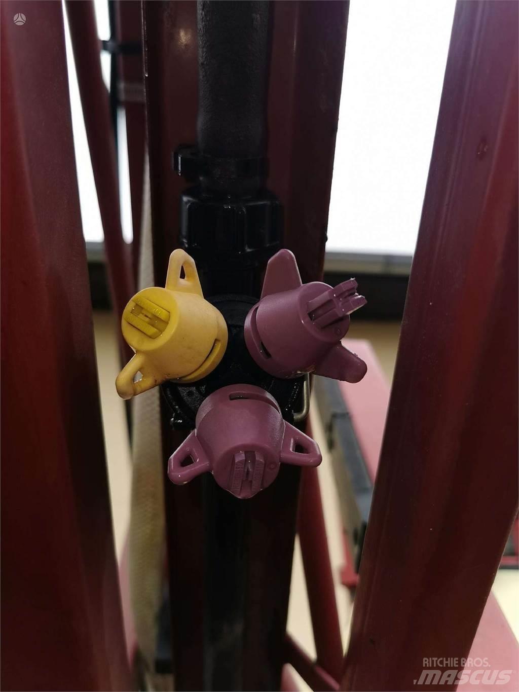 Hardi Mega 牽引式噴霧機