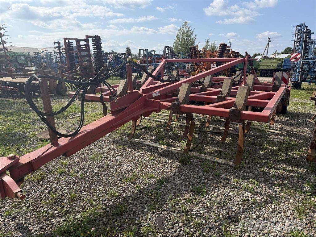 Horsch Tiger 4AS 田間拖曳