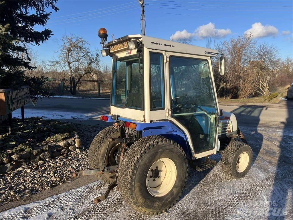 Iseki 325 曳引機