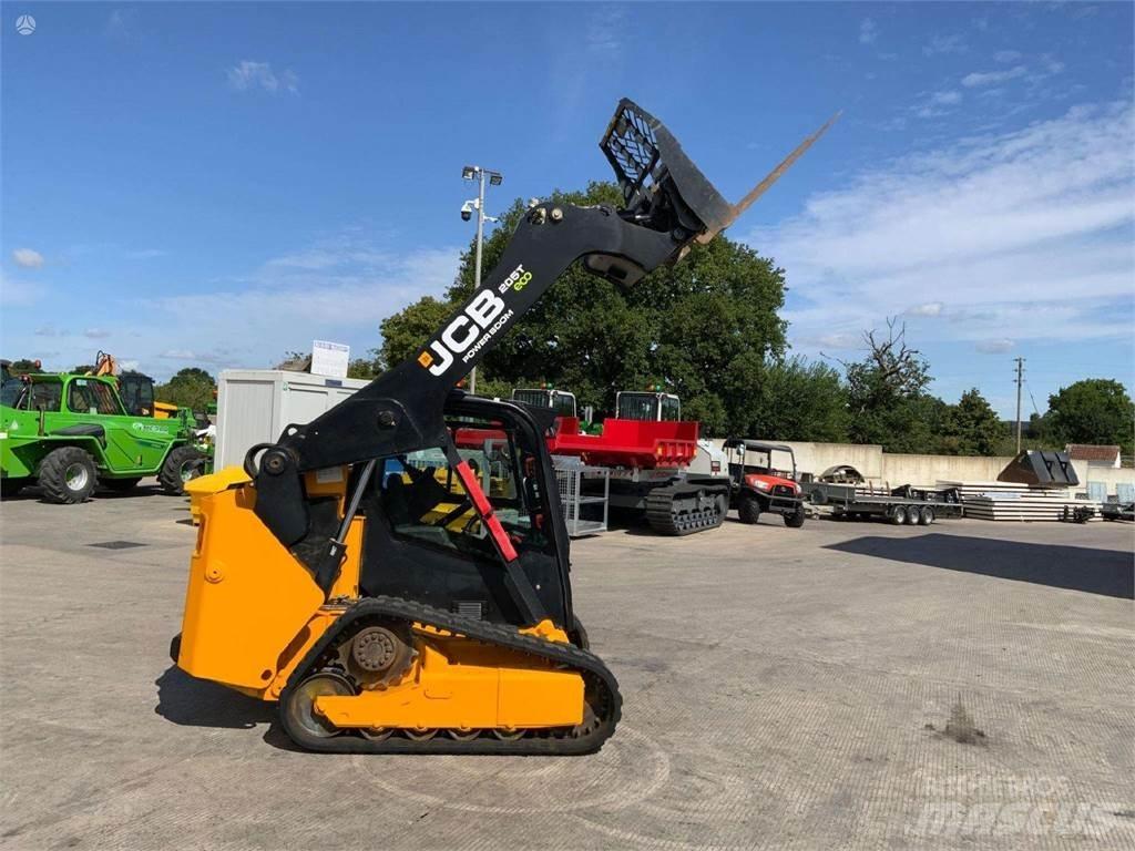 JCB 205T 反鏟裝載機