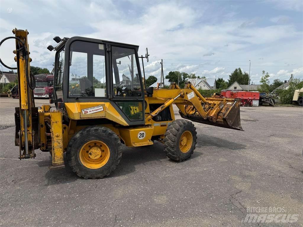 JCB 2CX 反鏟裝載機