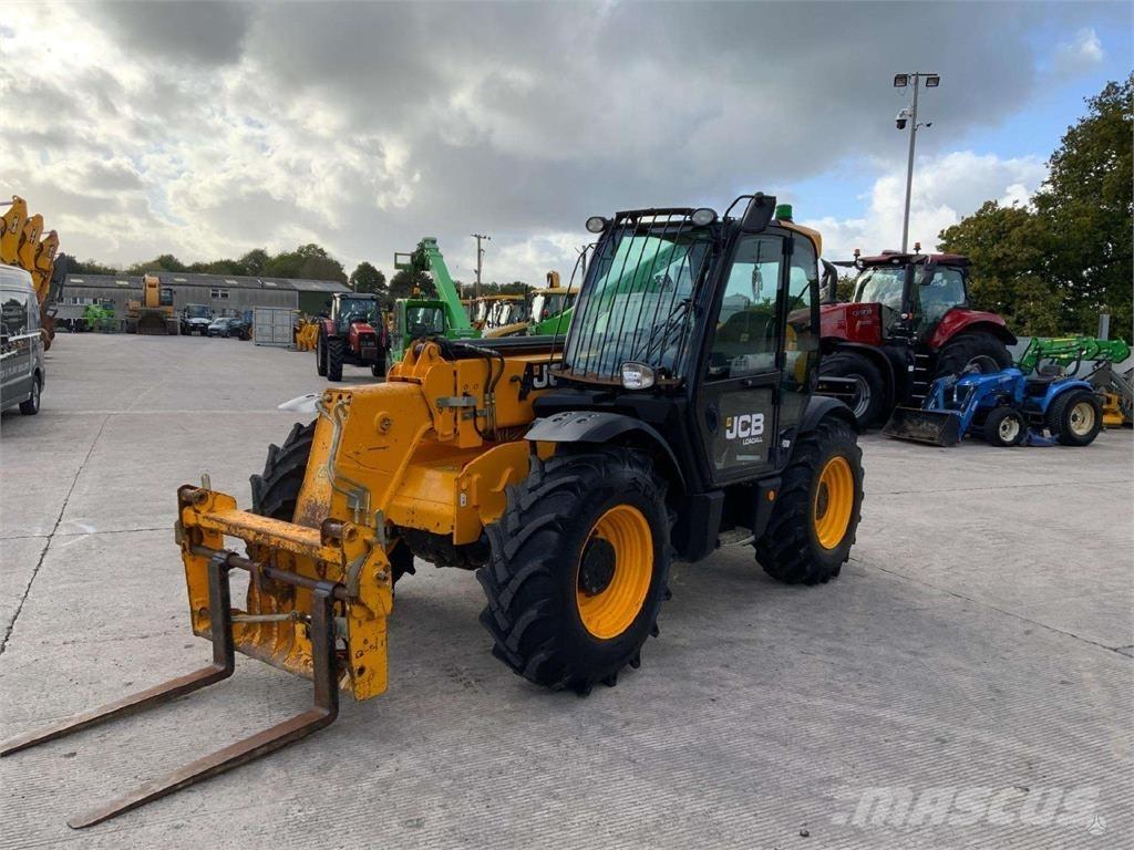 JCB 535-95 伸縮臂操作車