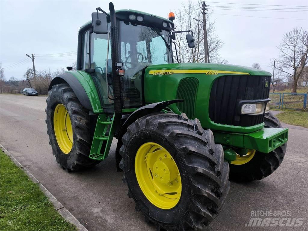 John Deere 6920 曳引機
