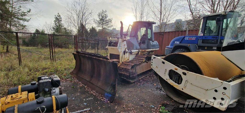 Komatsu D61PX-12 履帶推土機