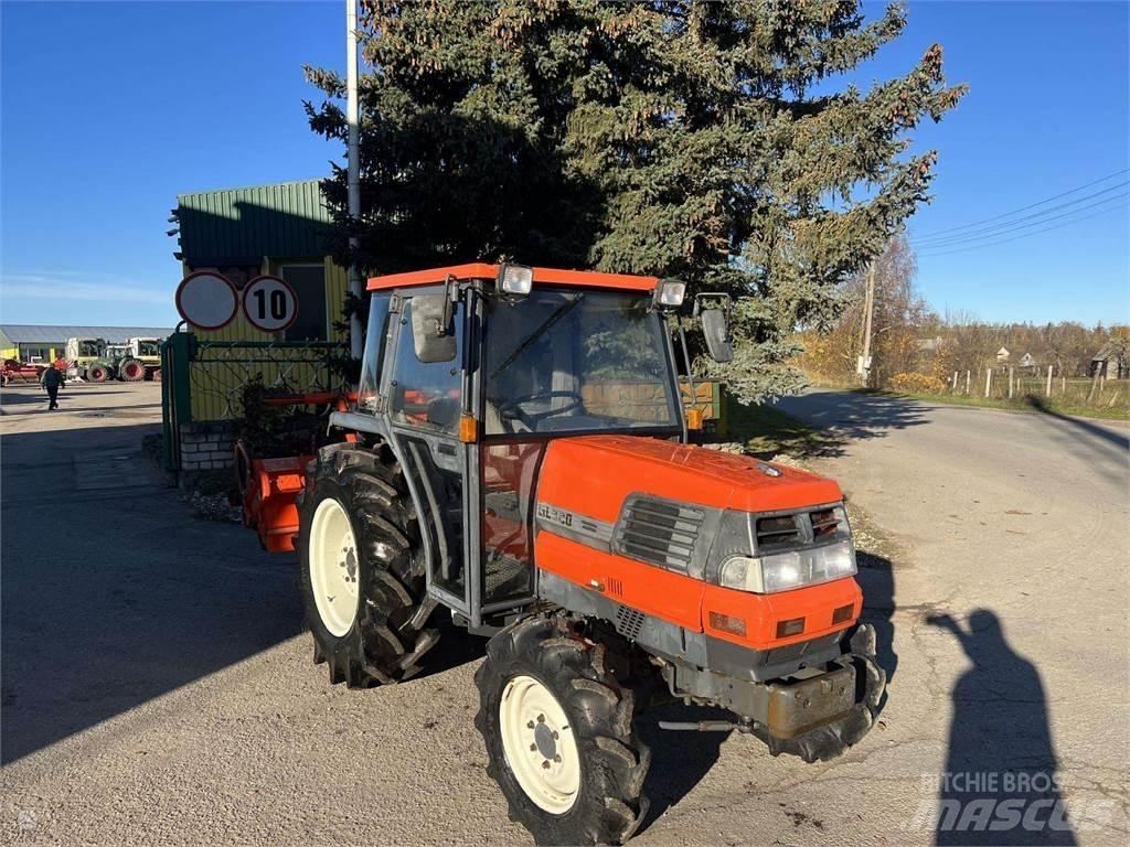 Kubota GL320 曳引機