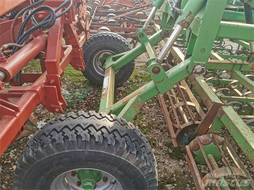 Laumetris KLG 7 耙車