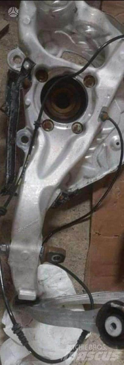 Mercedes-Benz  其他
