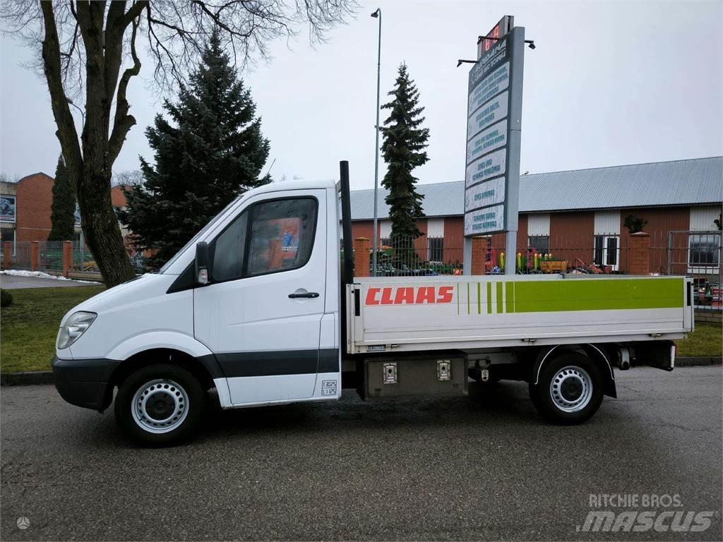 Mercedes-Benz  汽車