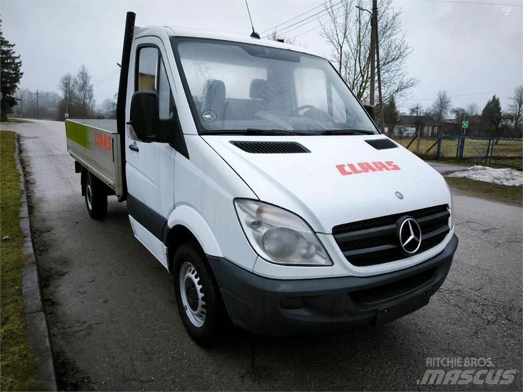 Mercedes-Benz  汽車