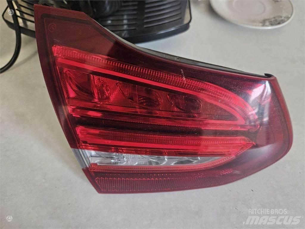 Mercedes-Benz  其他