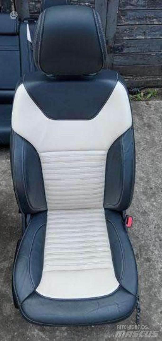Mercedes-Benz  其他
