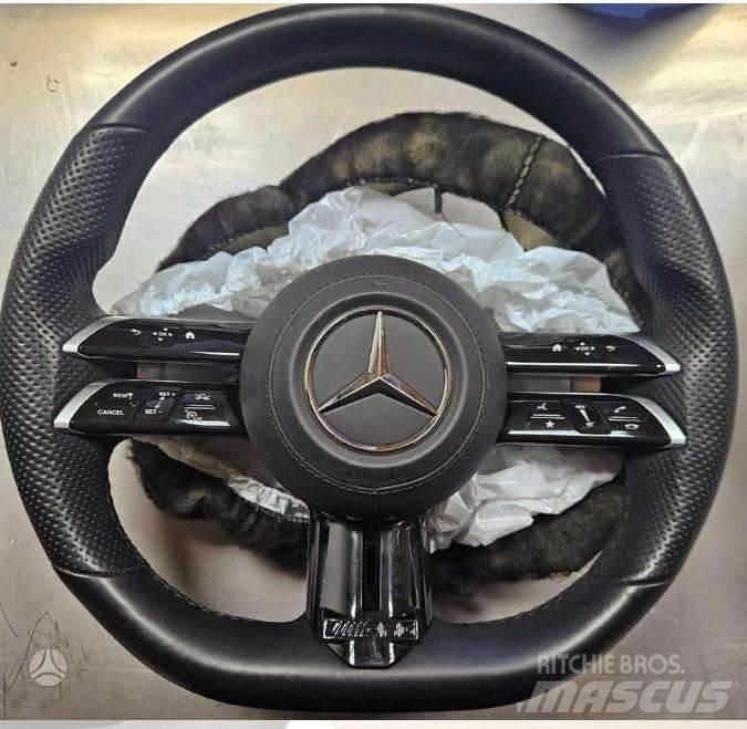 Mercedes-Benz  其他