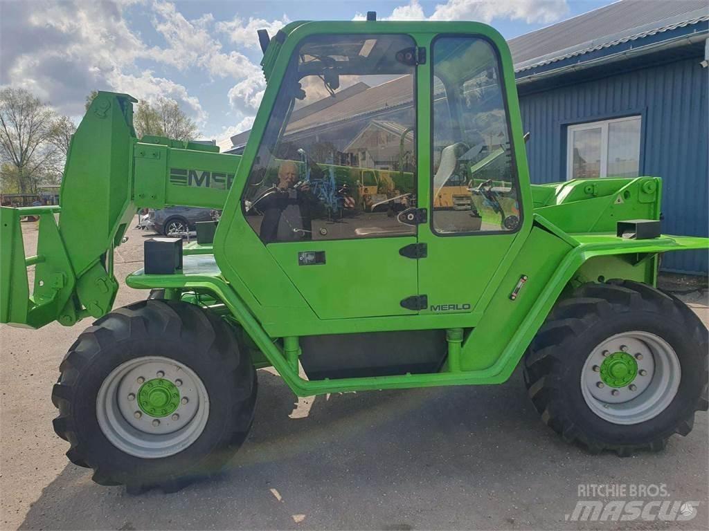 Merlo P60.6 EVS 前端裝載機和挖掘機