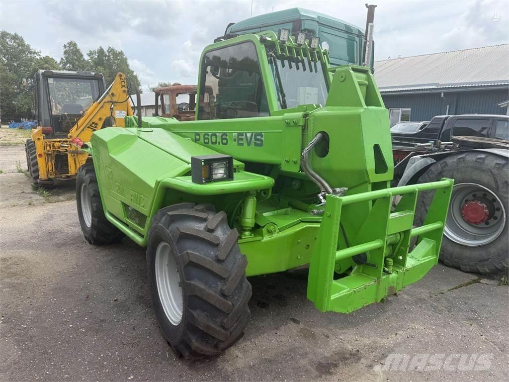 Merlo P60,6 EVS 前端裝載機和挖掘機