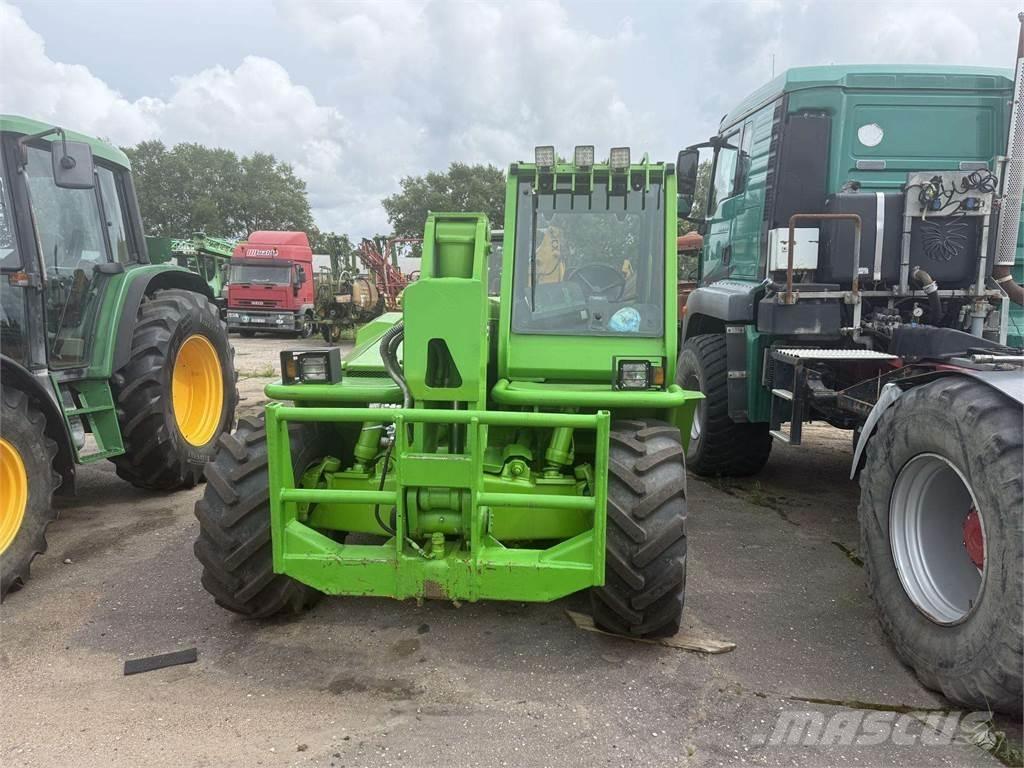 Merlo P60,6 EVS 前端裝載機和挖掘機