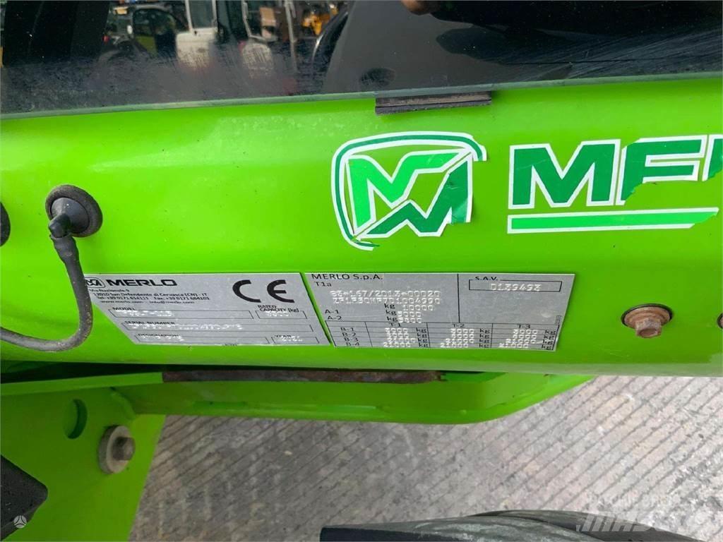 Merlo TF33.7 前端裝載機和挖掘機
