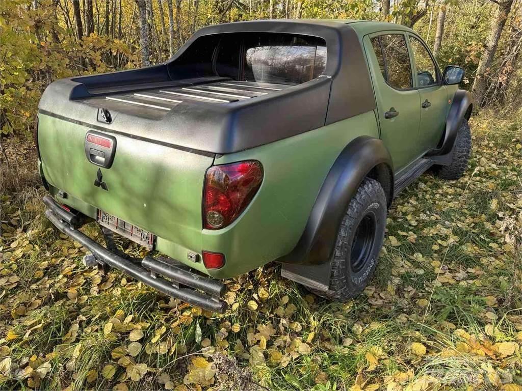 Mitsubishi  汽車