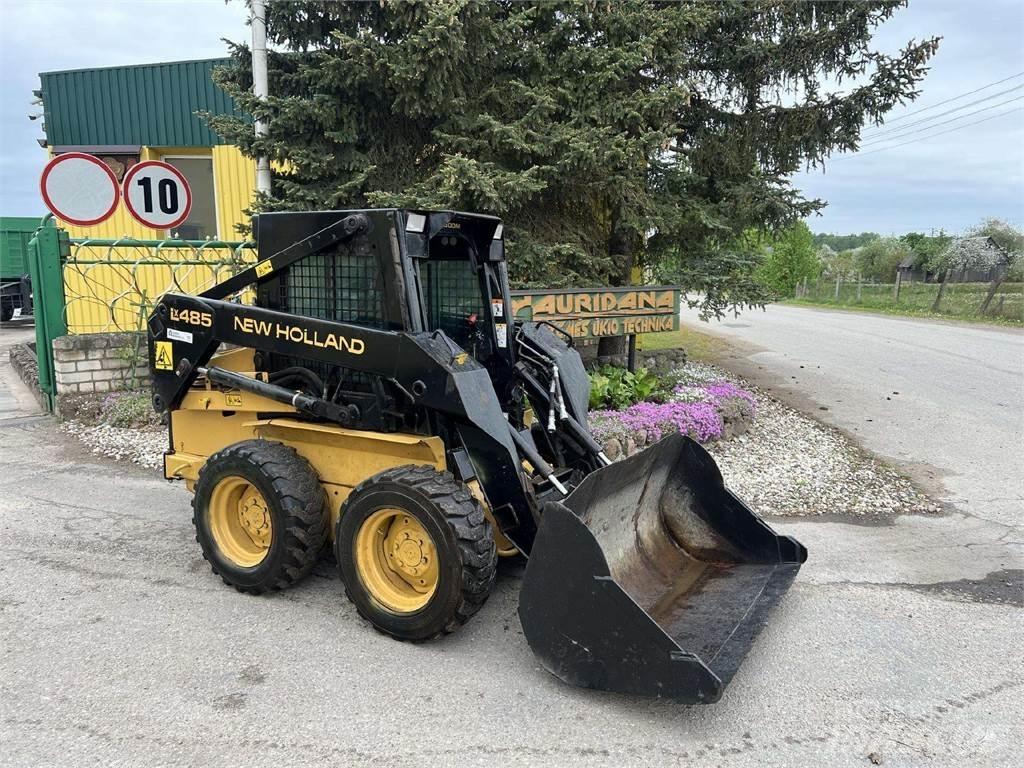 New Holland LX485 小型裝載機