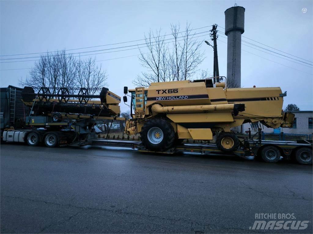 New Holland TX 66 聯合收穫機