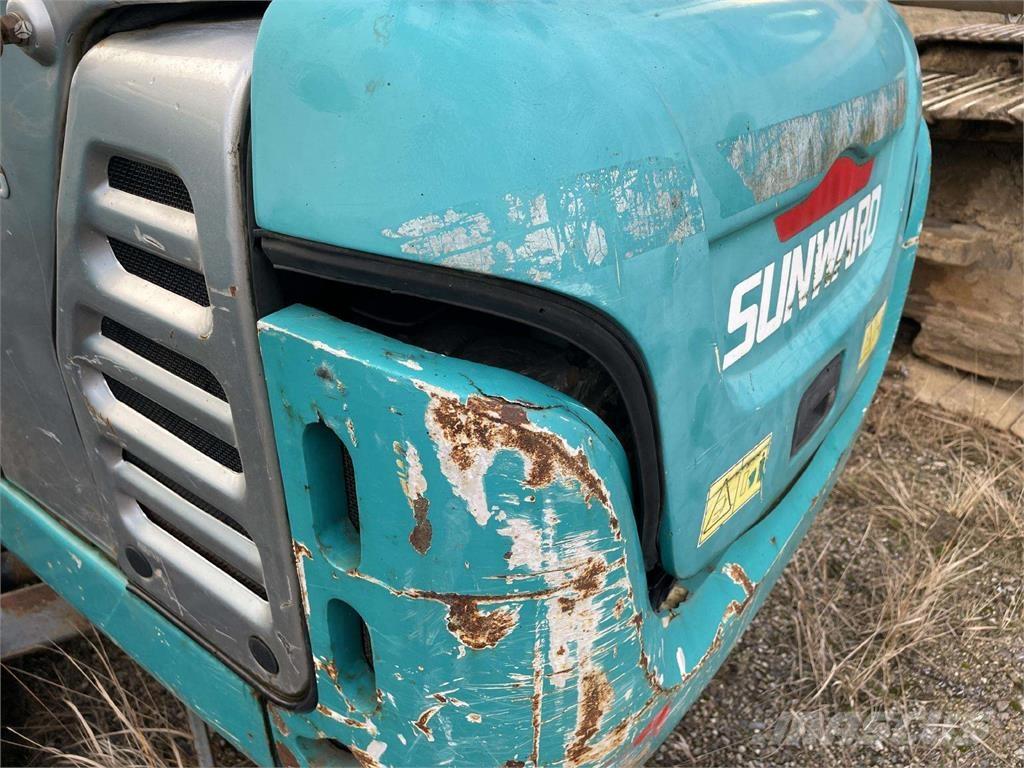 Sunward SWE20B 小型挖土機/掘鑿機<7t(小型挖掘機)