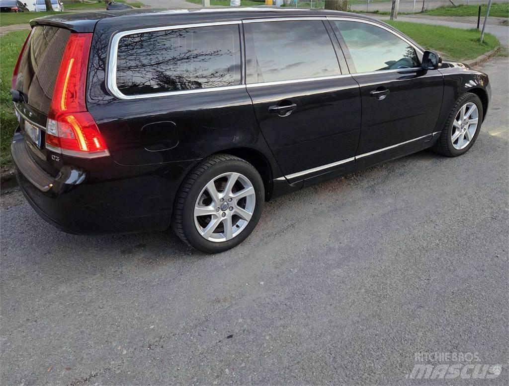 Volvo  汽車