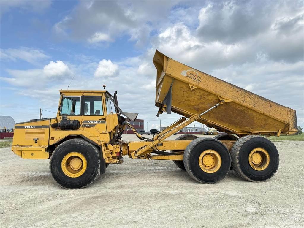 Volvo A25C 鉸接式起吊車