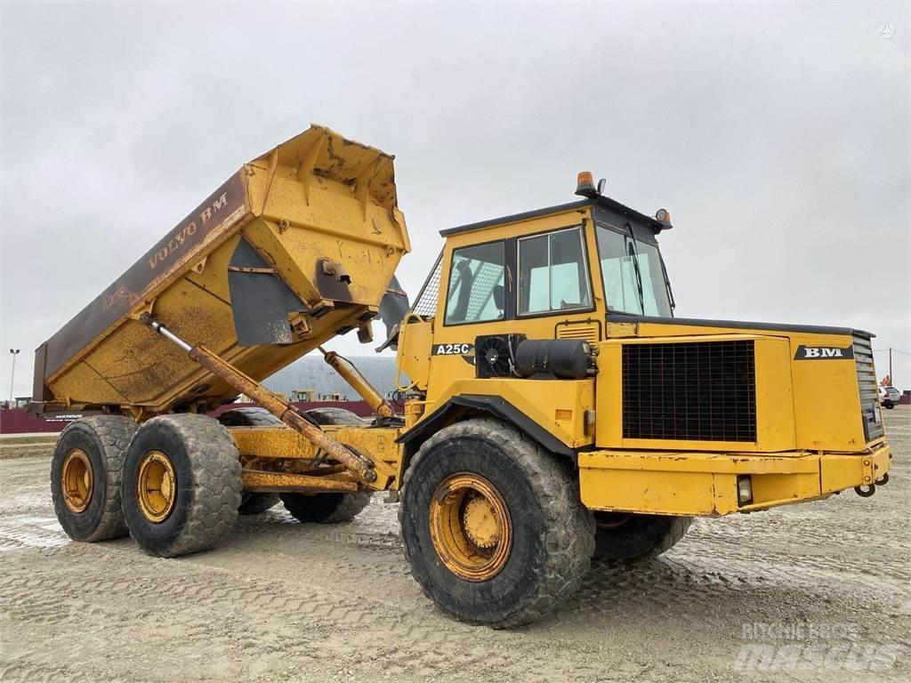Volvo A25C , Nr.2 鉸接式起吊車