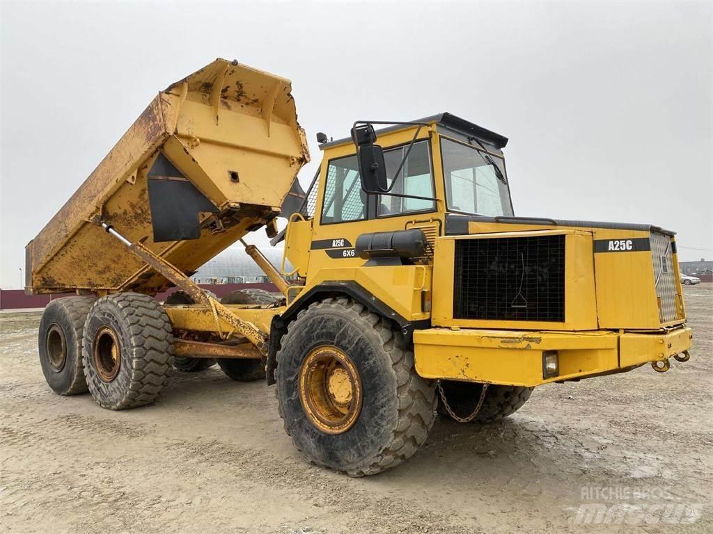 Volvo A25C , Nr.7 鉸接式起吊車