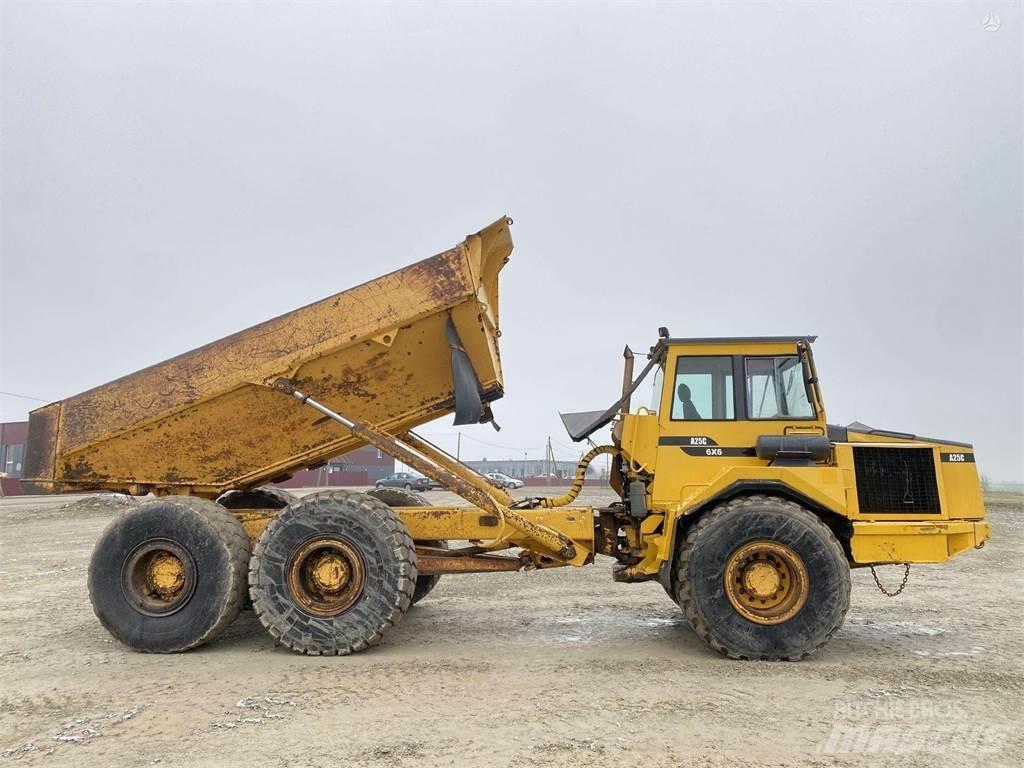 Volvo A25C , Nr.7 鉸接式起吊車