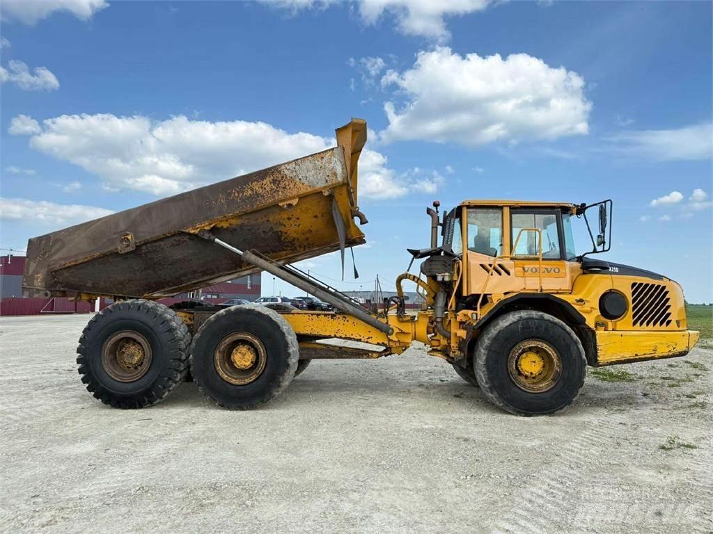 Volvo A25D 鉸接式起吊車