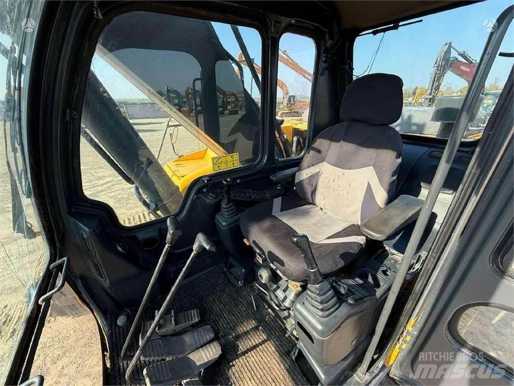 Volvo EC 240 LC 履帶式 挖土機/掘鑿機/挖掘機
