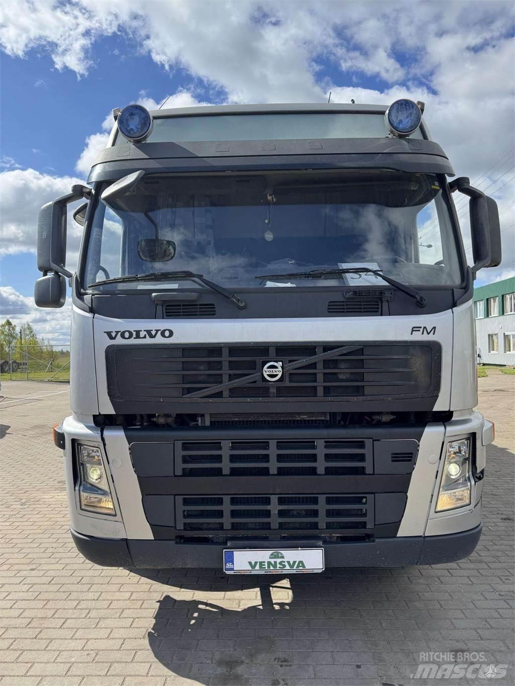 Volvo FM 440 6x2 平板式/側卸式卡車