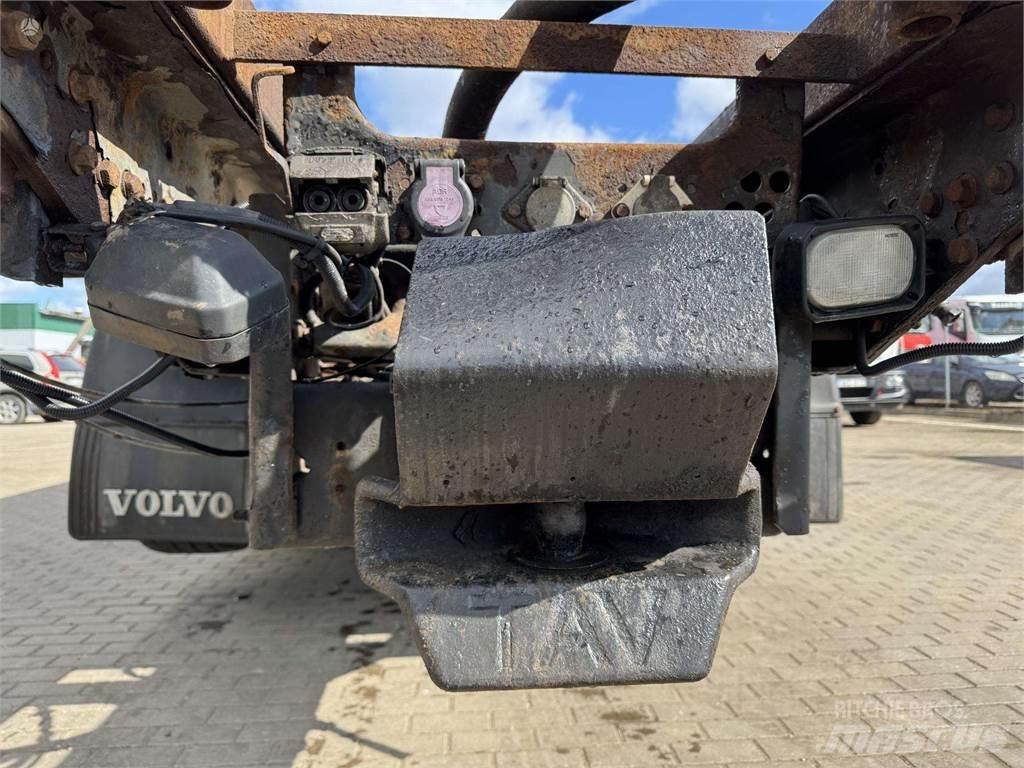 Volvo FM 440 6x2 平板式/側卸式卡車