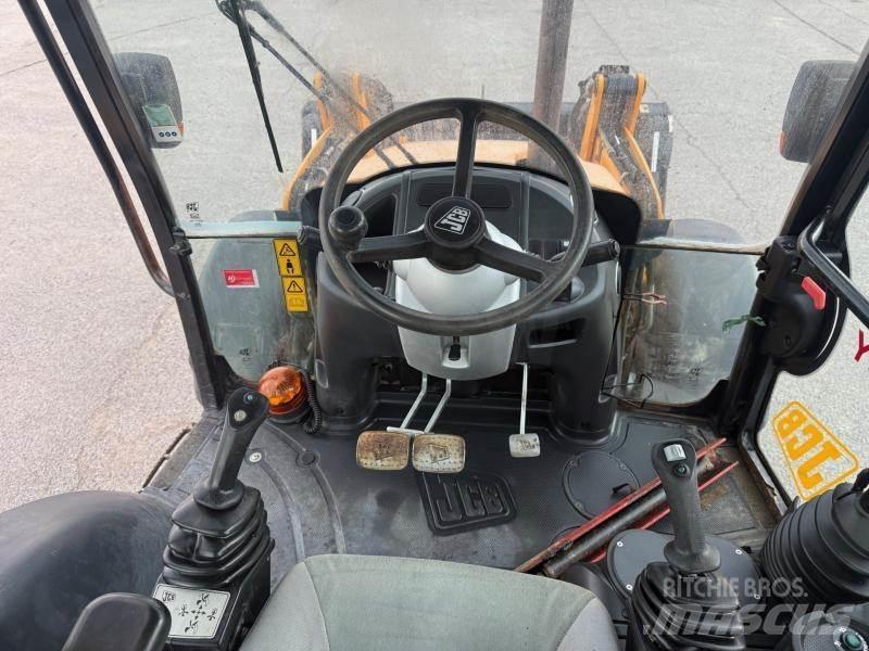 JCB 3 CX 反鏟裝載機