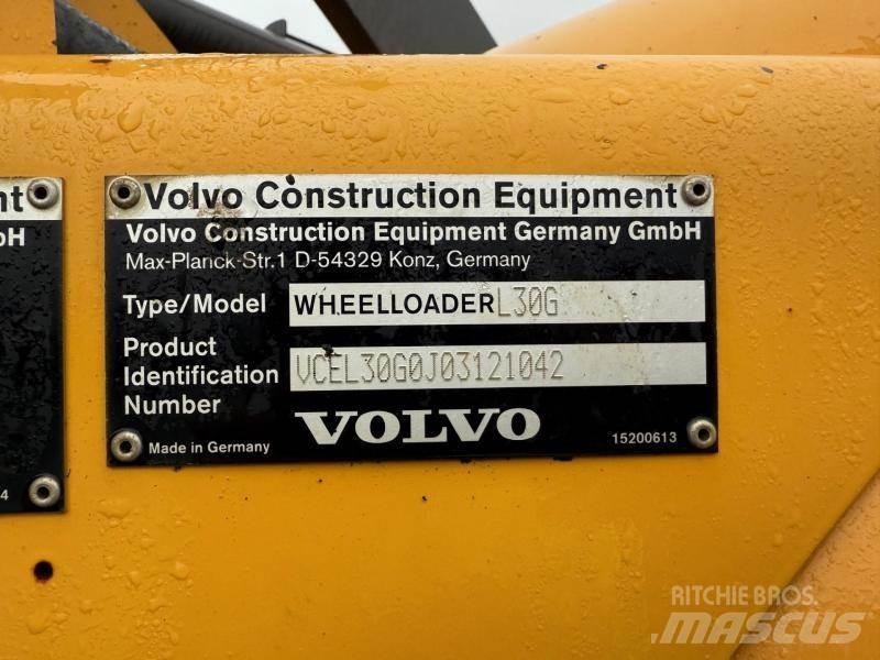 Volvo L 30 小型裝載機