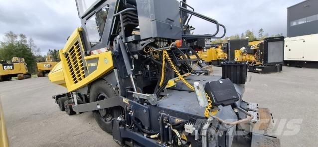 Bomag BF600P-2 瀝青攤舖機/鋪路機