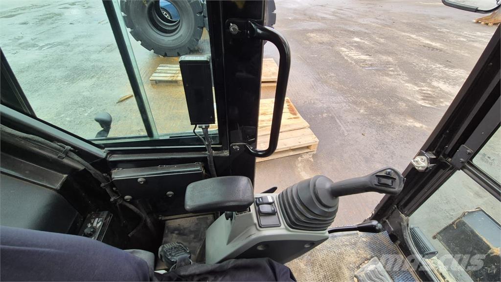 CAT 308E2CR 小型挖土機/掘鑿機<7t(小型挖掘機)