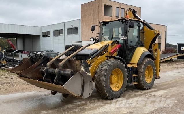 CAT 444 反鏟裝載機