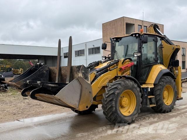 CAT 444 反鏟裝載機