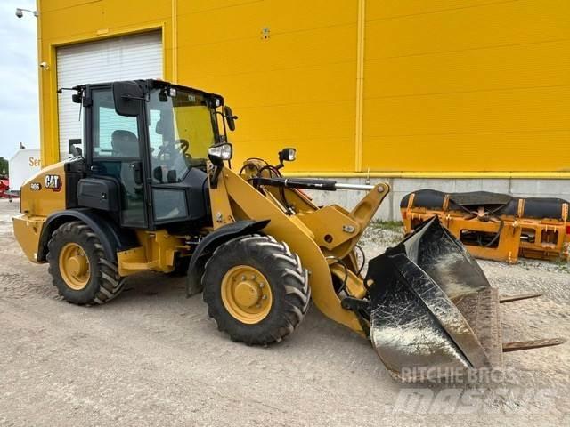 CAT 906-14 輪胎式裝載機