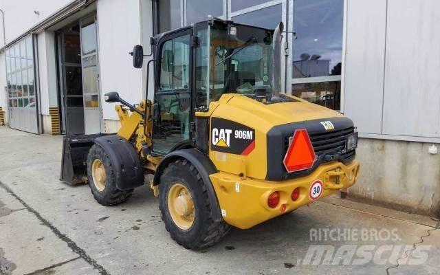 CAT 906M 輪胎式裝載機
