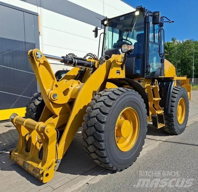 CAT 914M 輪胎式裝載機