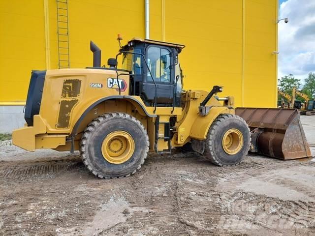 CAT 950M 輪胎式裝載機