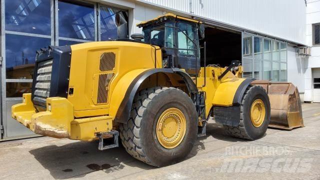 CAT 982M 輪胎式裝載機