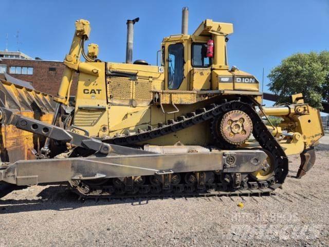 CAT D10N 履帶推土機