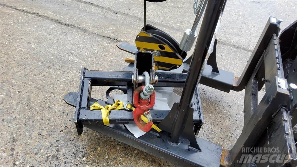 Manitou MRT1845 伸縮臂操作車