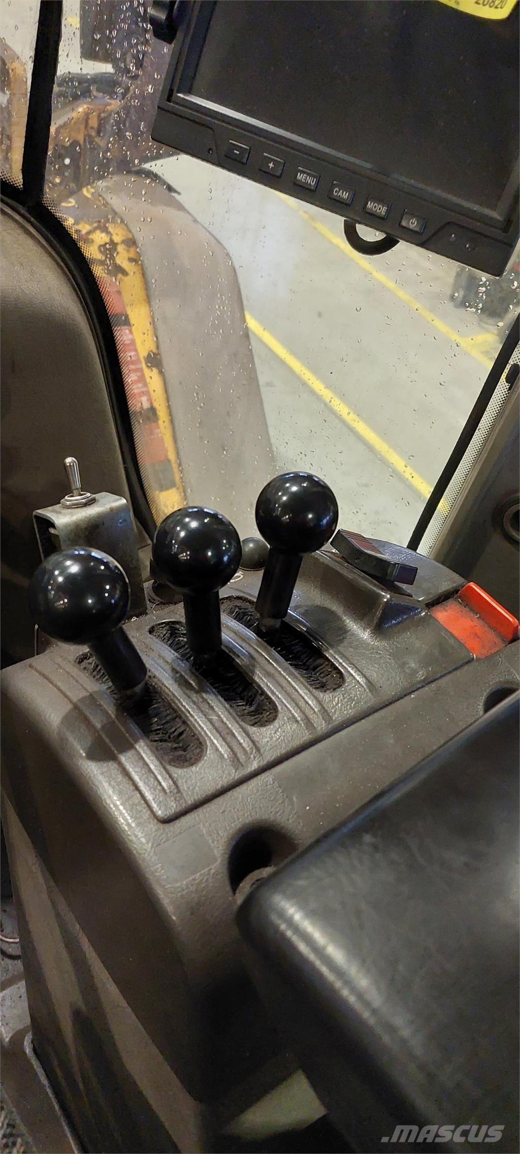 Volvo L120F 輪胎式裝載機