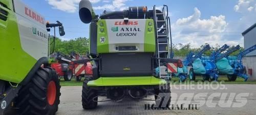 CLAAS Lexion 660 聯合收穫機