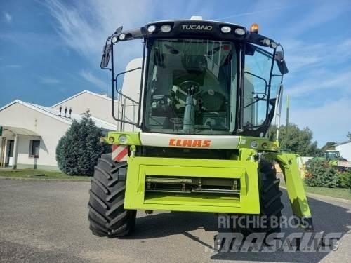 CLAAS Tucano 440 聯合收穫機