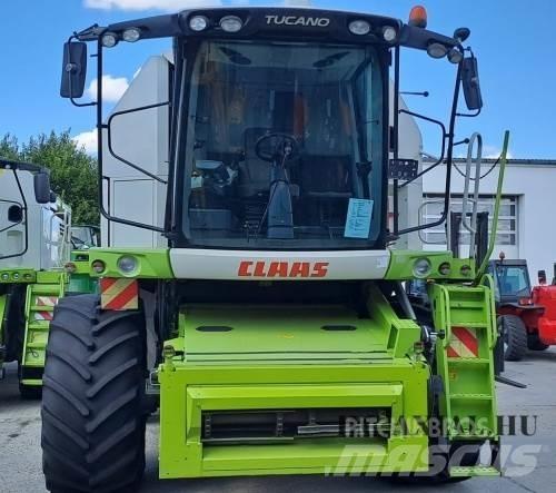 CLAAS Tucano 440 聯合收穫機